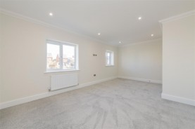 Images for ** STAR BUY ** Poppies Road, Kettering