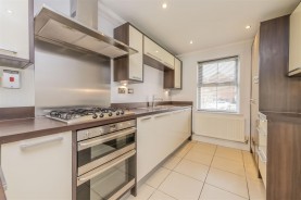 Images for Thistle Drive, Desborough, Kettering