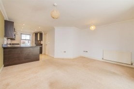 Images for Thistle Drive, Desborough, Kettering