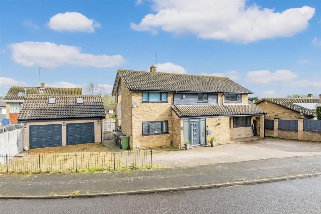 Images for Coldermeadow Avenue, Corby EAID:oscarjamesapi BID:4