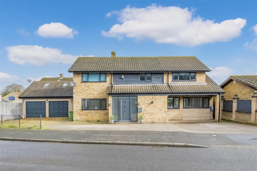 Images for Coldermeadow Avenue, Corby EAID:oscarjamesapi BID:4