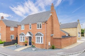 Images for Bestwood Close, Desborough, Kettering