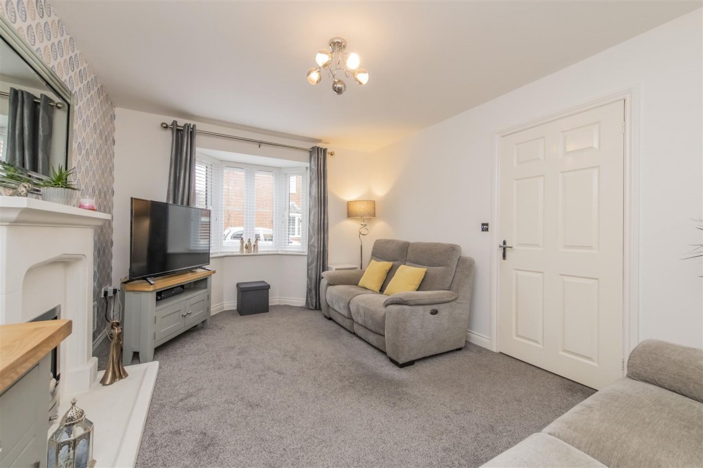 Images for Bestwood Close, Desborough, Kettering EAID:oscarjamesapi BID:2