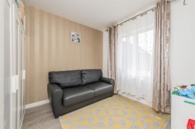 Images for Lapwing Close, Corby