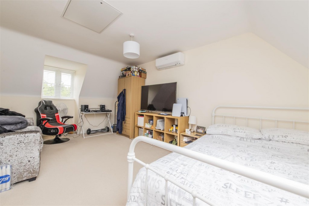 Images for Mendip Way, Corby EAID:oscarjamesapi BID:4