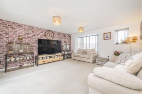 Images for Bootmaker Crescent, Raunds