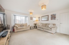 Images for Bootmaker Crescent, Raunds