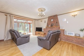 Images for Neale Avenue, Kettering