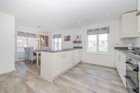 Images for Bootmaker Crescent, Raunds