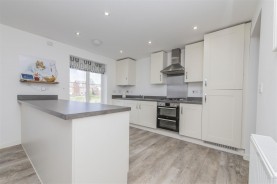 Images for Bootmaker Crescent, Raunds