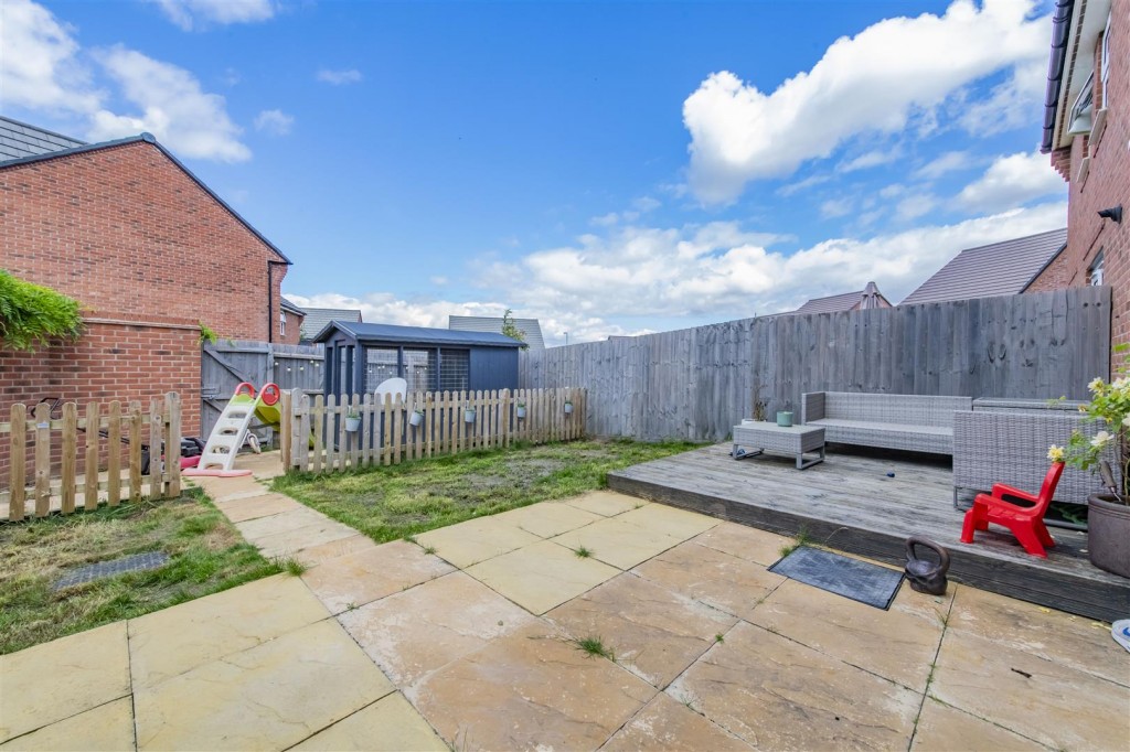 Images for Waples Close, Earls Barton EAID:oscarjamesapi BID:1