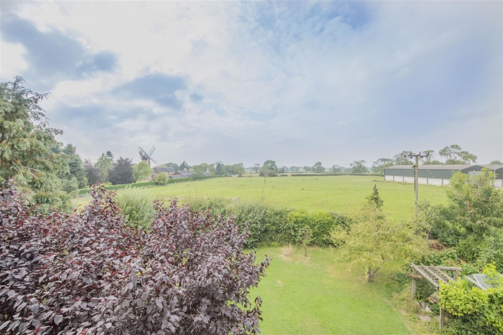 Images for Lutterworth Road, Arnesby EAID:oscarjamesapi BID:5