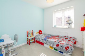 Images for Kestrel Road, Corby