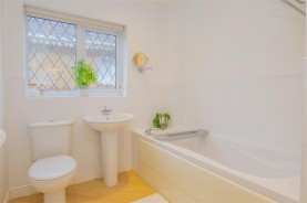 Images for Bates Close, Market Harborough