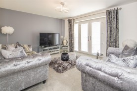 Images for The Avenue, Corby