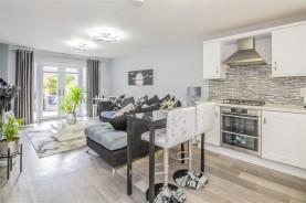 Images for The Avenue, Corby