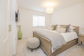 Images for Hunts Field Drive, Gretton, Corby