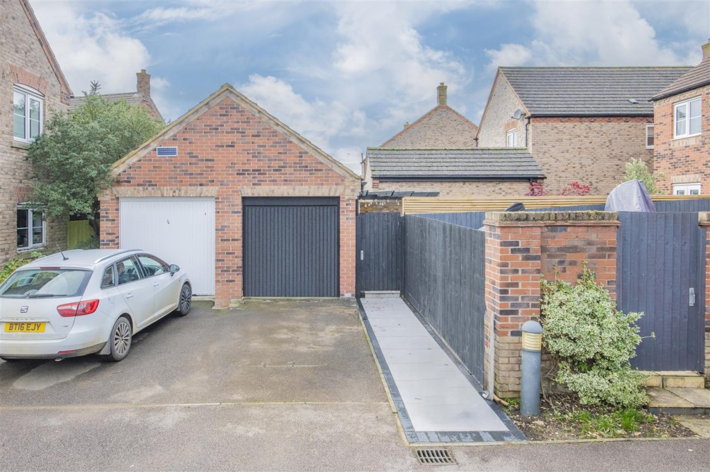 Images for Hunts Field Drive, Gretton, Corby EAID:oscarjamesapi BID:4