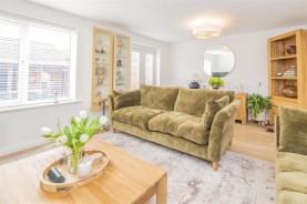 Images for Hunts Field Drive, Gretton, Corby