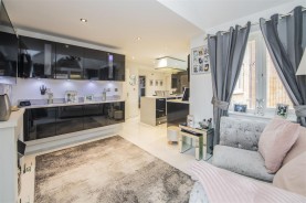 Images for Meadow Sweet Road, Rushden