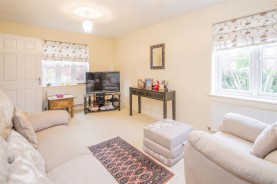 Images for Ironwood Avenue, Desborough