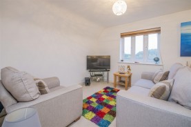 Images for Woodgreen Close, Desborough