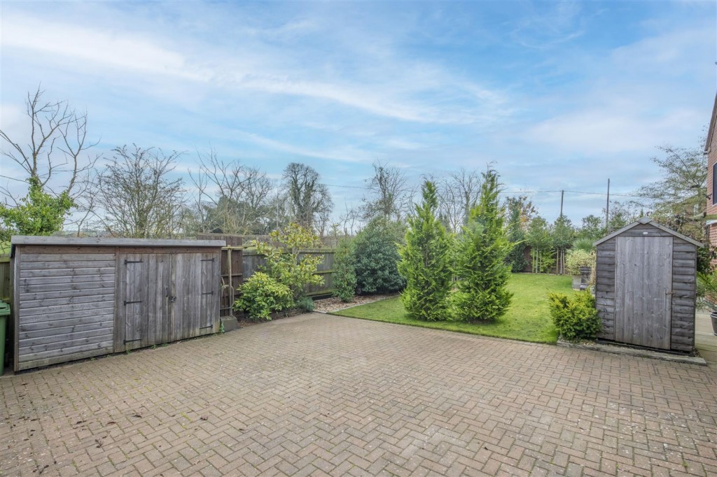 Images for Briar Rose Close, North Kilworth, Lutterworth EAID:oscarjamesapi BID:5