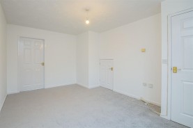 Images for Lowry Close, Corby