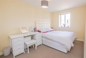 Images for Thistle Drive, Desborough, Kettering