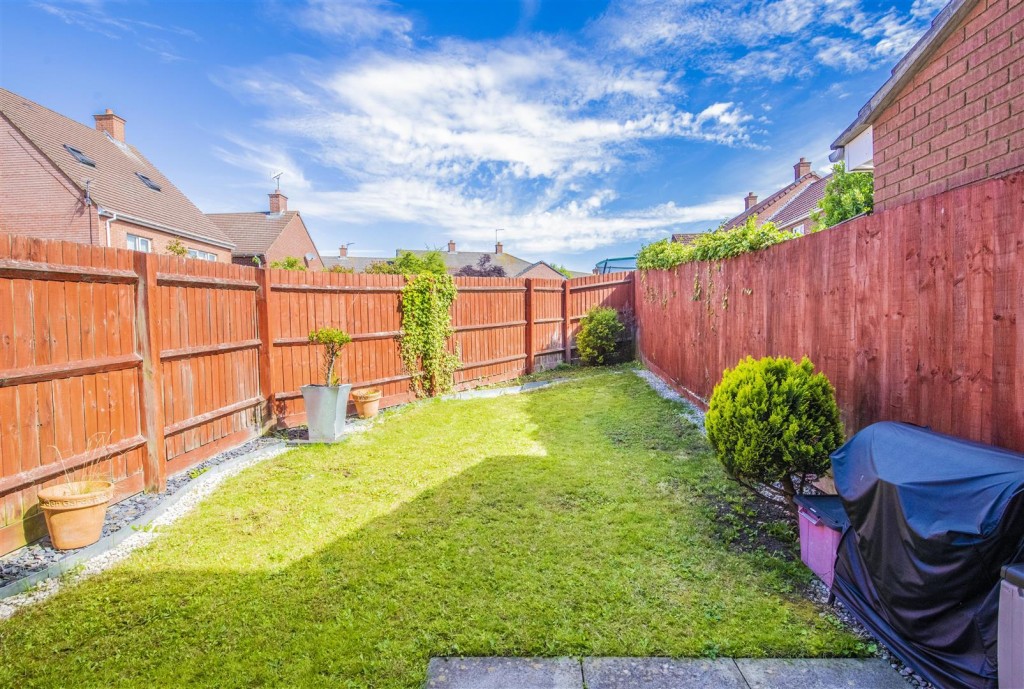 Images for Thistle Drive, Desborough, Kettering EAID:oscarjamesapi BID:2