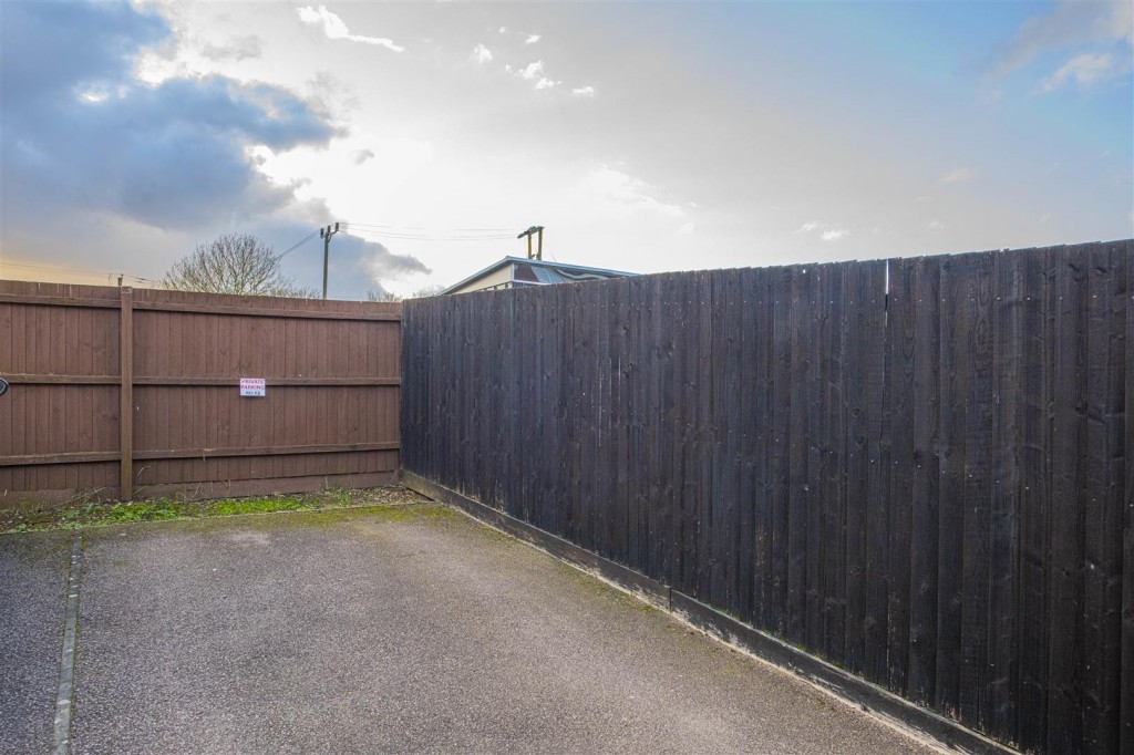 Images for Bittern Close, Desborough EAID:oscarjamesapi BID:2