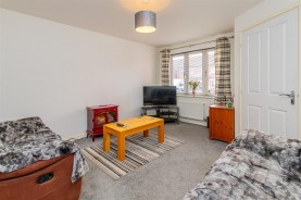 Images for Fortress Close, Weldon, Corby