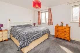 Images for Fortress Close, Weldon, Corby